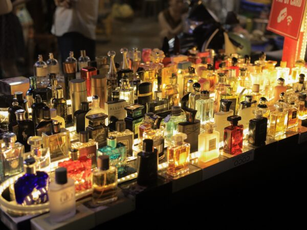 Perfumes importados: como escolher a fragrância ideal para cada ocasião?